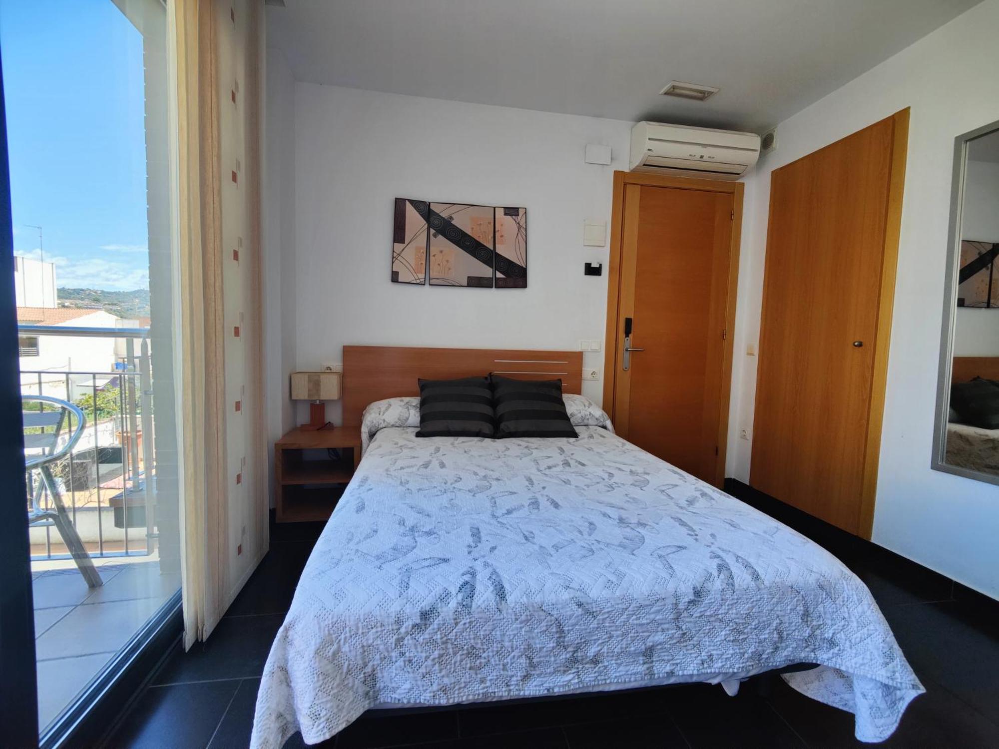 Hostal Manel Pineda de Mar Buitenkant foto